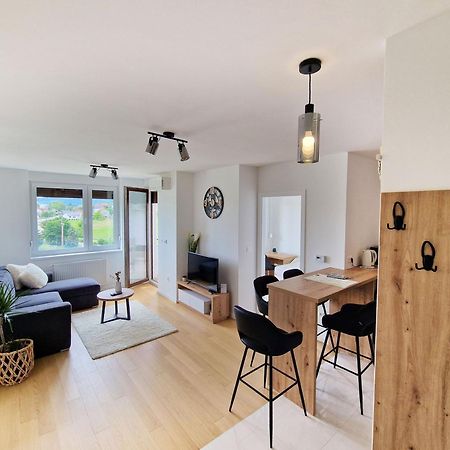 Apartment Queen Karlovac Exterior foto